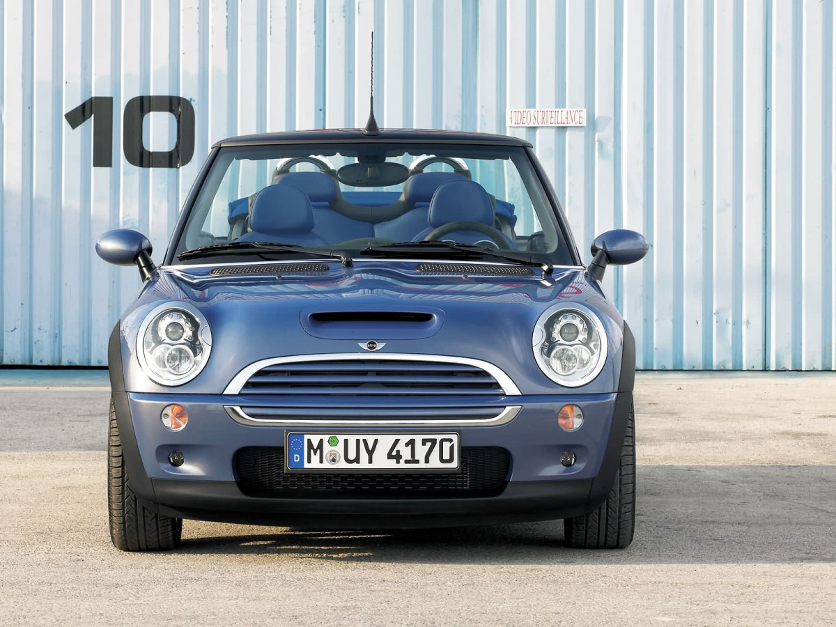 Mini Cooper S Convertible фото 7082