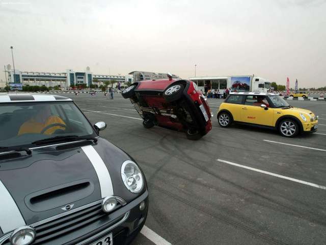 Mini Cooper S John Cooper Works фото