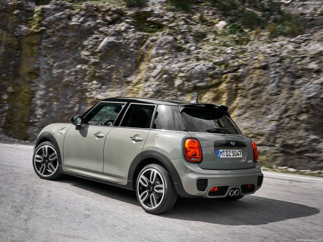 Mini Cooper S фото