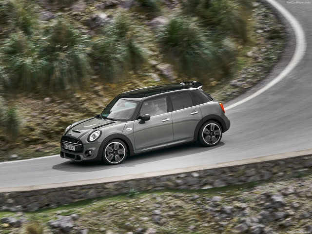 Mini Cooper S фото