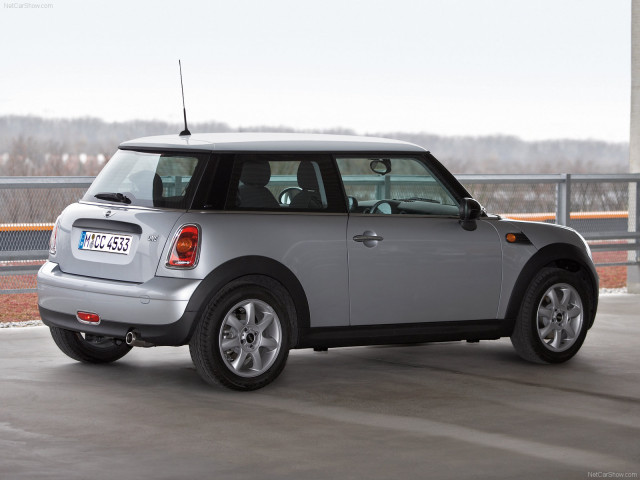 Mini One фото