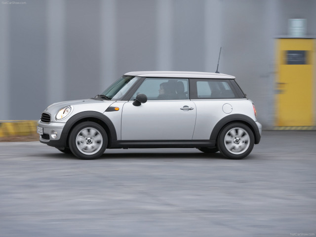 Mini One фото