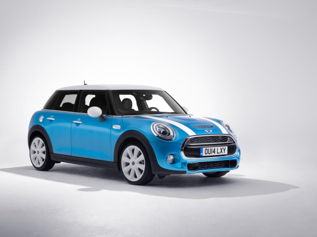 Mini five-door hatchback  фото