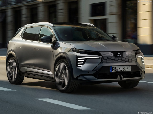 Mitsubishi Eclipse Cross фото