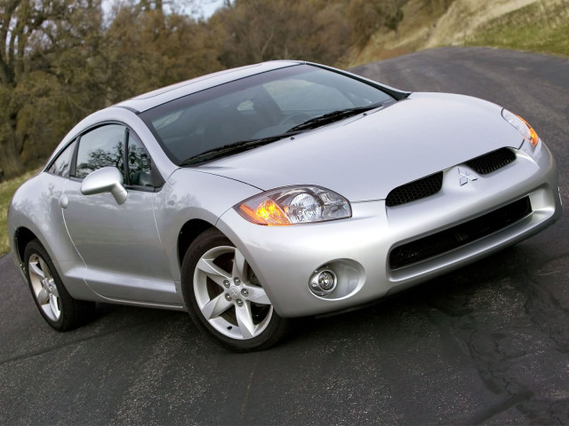 Mitsubishi Eclipse фото