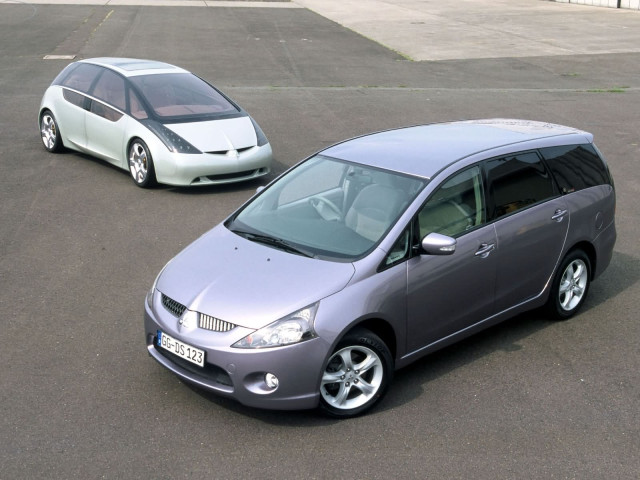 Mitsubishi Grandis фото