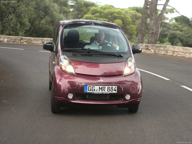 Mitsubishi i MiEV фото