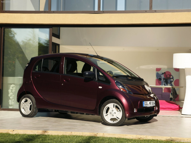 Mitsubishi i MiEV фото