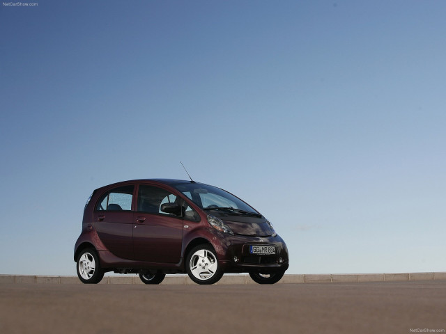 Mitsubishi i MiEV фото