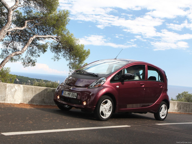 Mitsubishi i MiEV фото