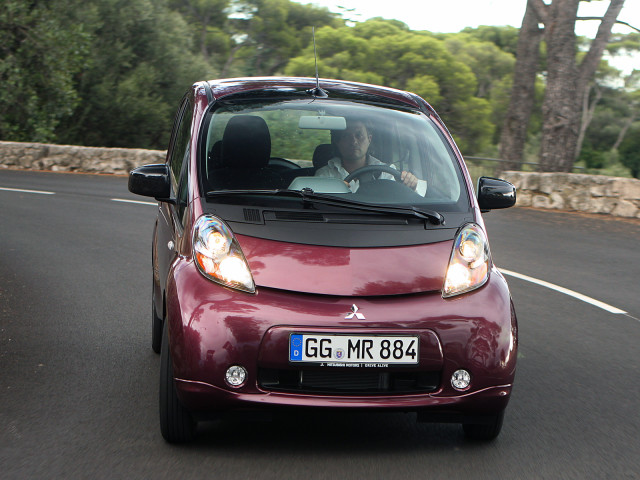 Mitsubishi i MiEV фото