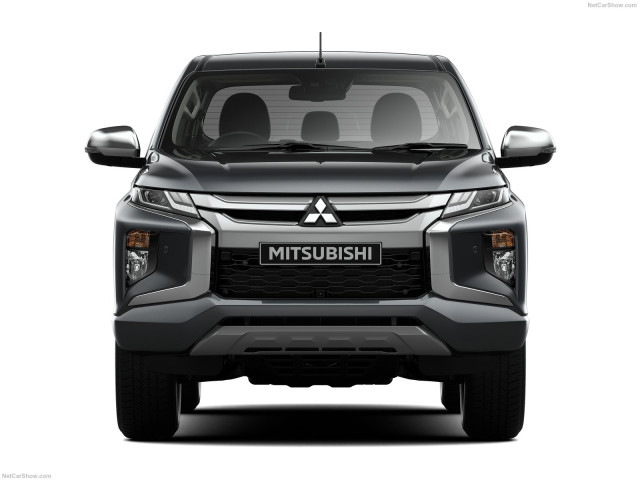 Mitsubishi L200 фото