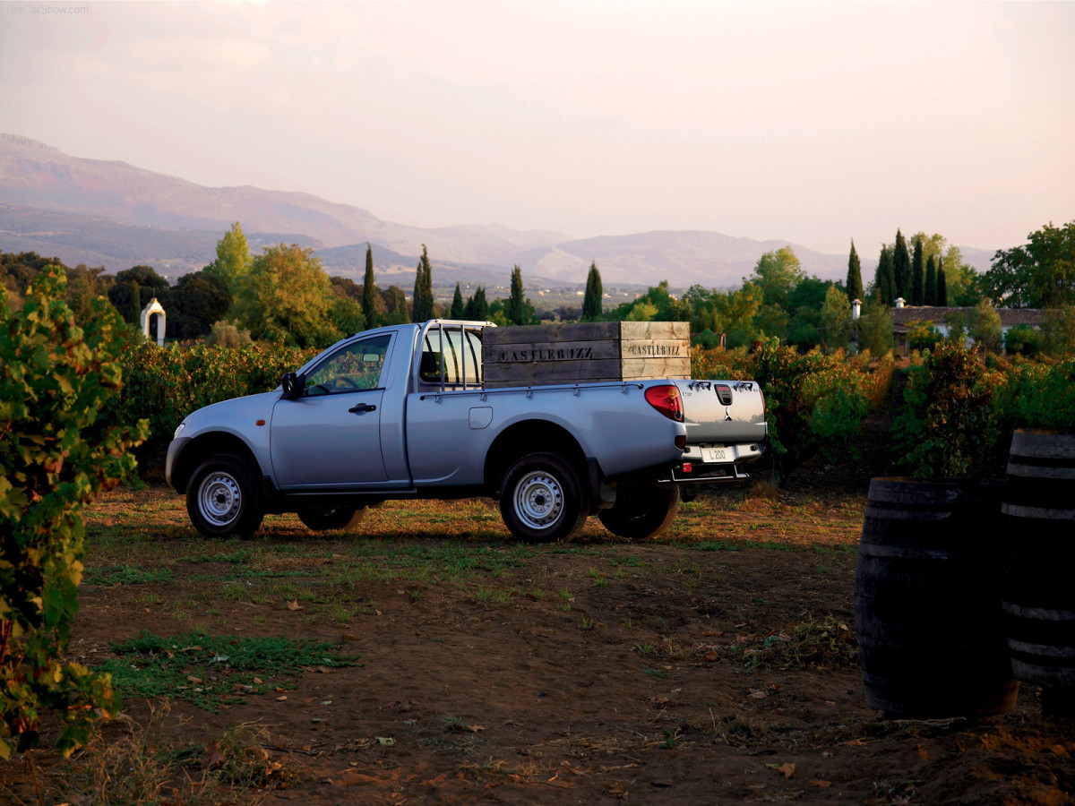 Mitsubishi L200 фото 38797