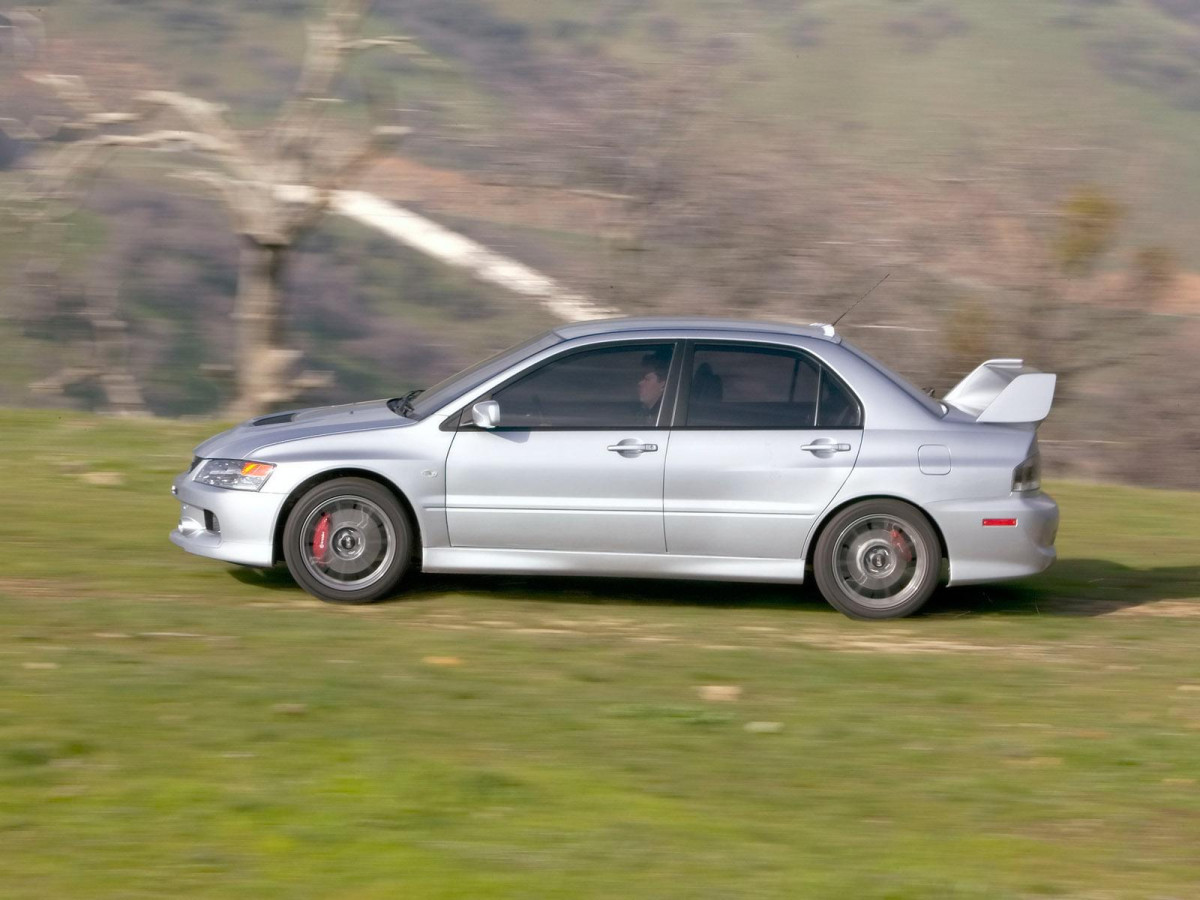 Mitsubishi Lancer Evolution IX фото 22098