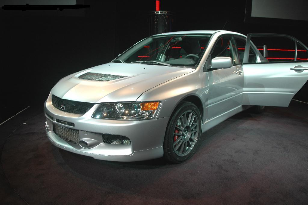 Mitsubishi Lancer Evolution IX фото 22109