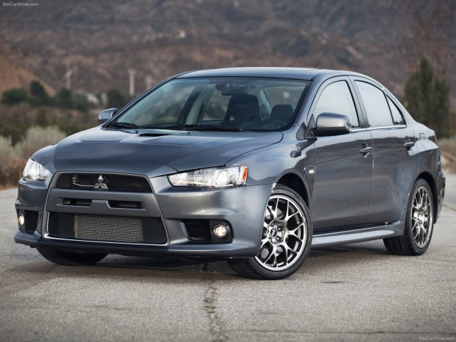 Mitsubishi Lancer Evolution MR фото