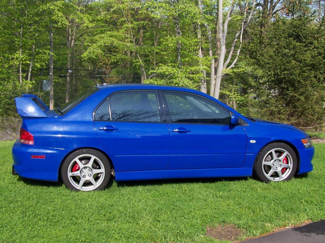 Mitsubishi Lancer Evolution VIII фото