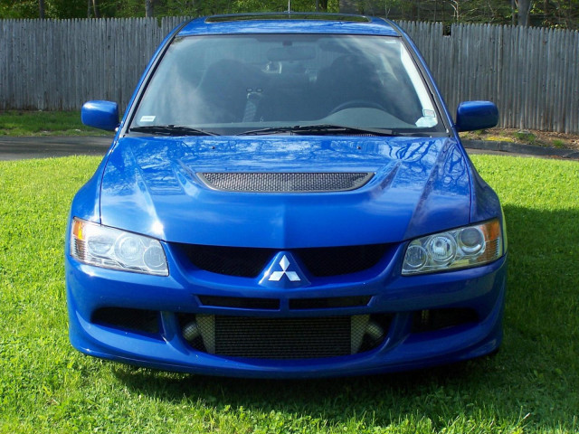 Mitsubishi Lancer Evolution VIII фото