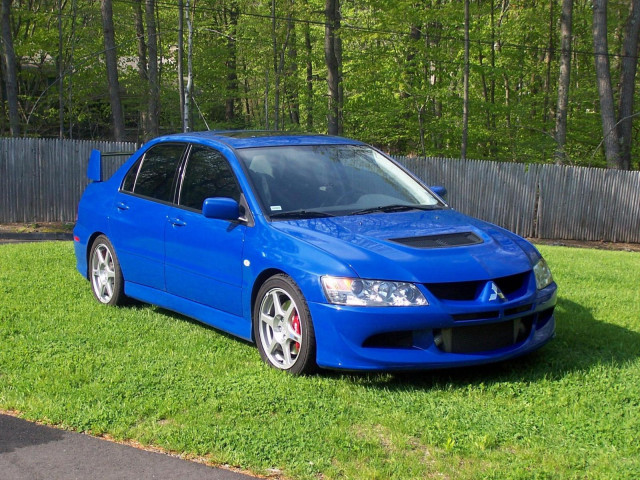 Mitsubishi Lancer Evolution VIII фото