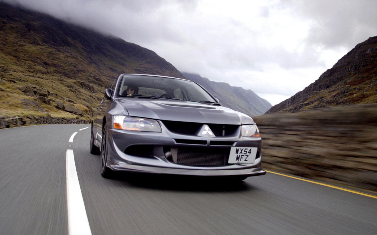 Mitsubishi Lancer Evolution VIII фото 17284