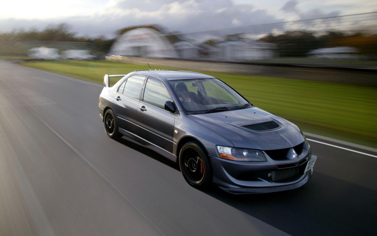 Mitsubishi Lancer Evolution VIII фото 17287