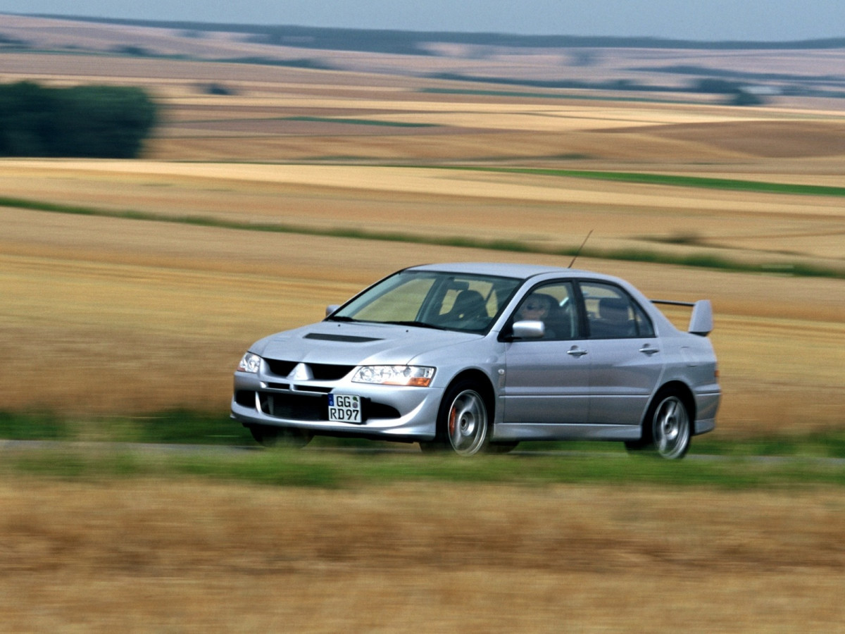 Mitsubishi Lancer Evolution VIII фото 18108