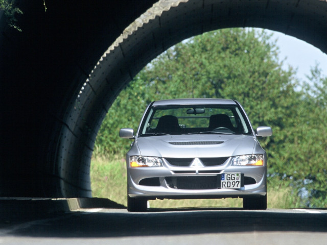 Mitsubishi Lancer Evolution VIII фото