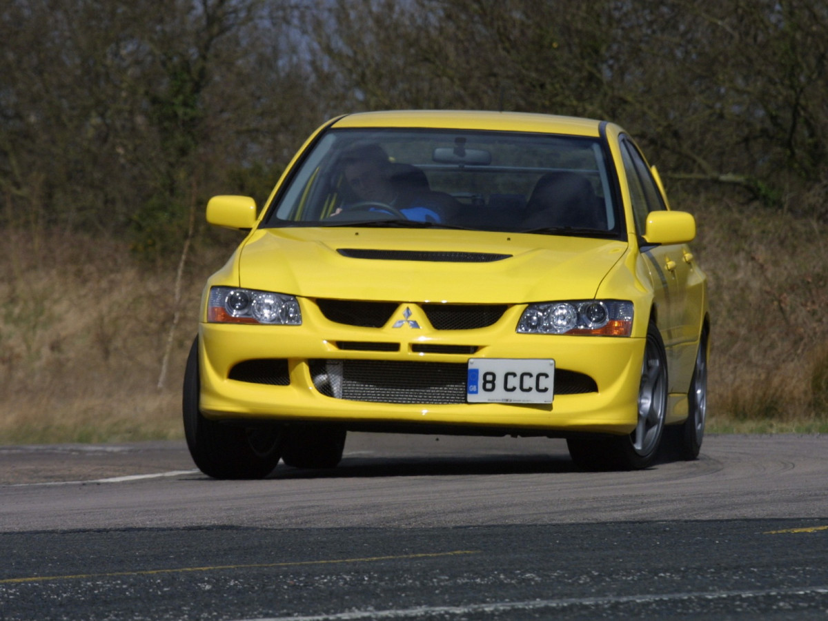 Mitsubishi Lancer Evolution VIII фото 18125