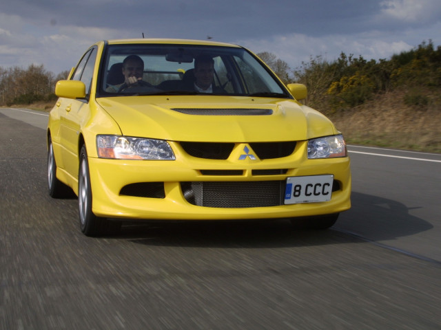 Mitsubishi Lancer Evolution VIII фото