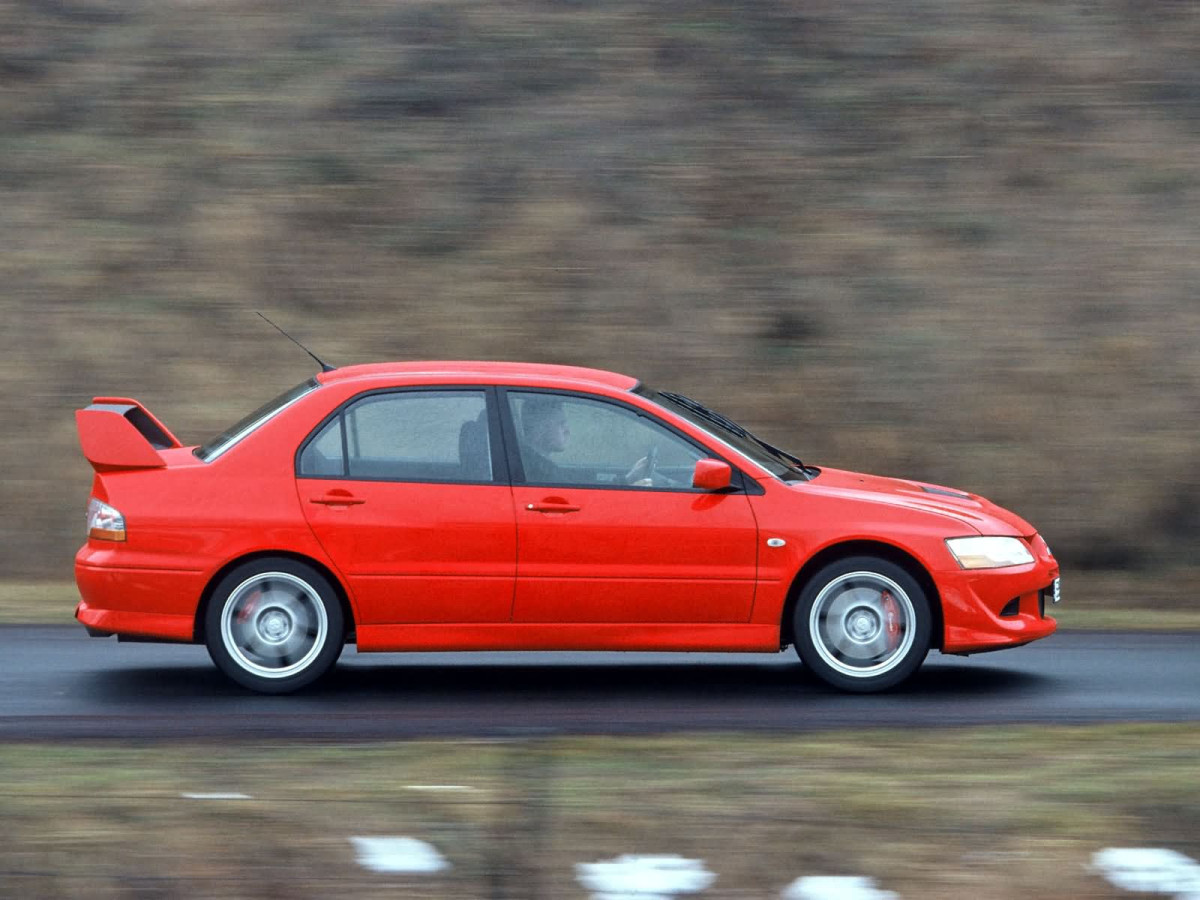 Mitsubishi Lancer Evolution фото 7109