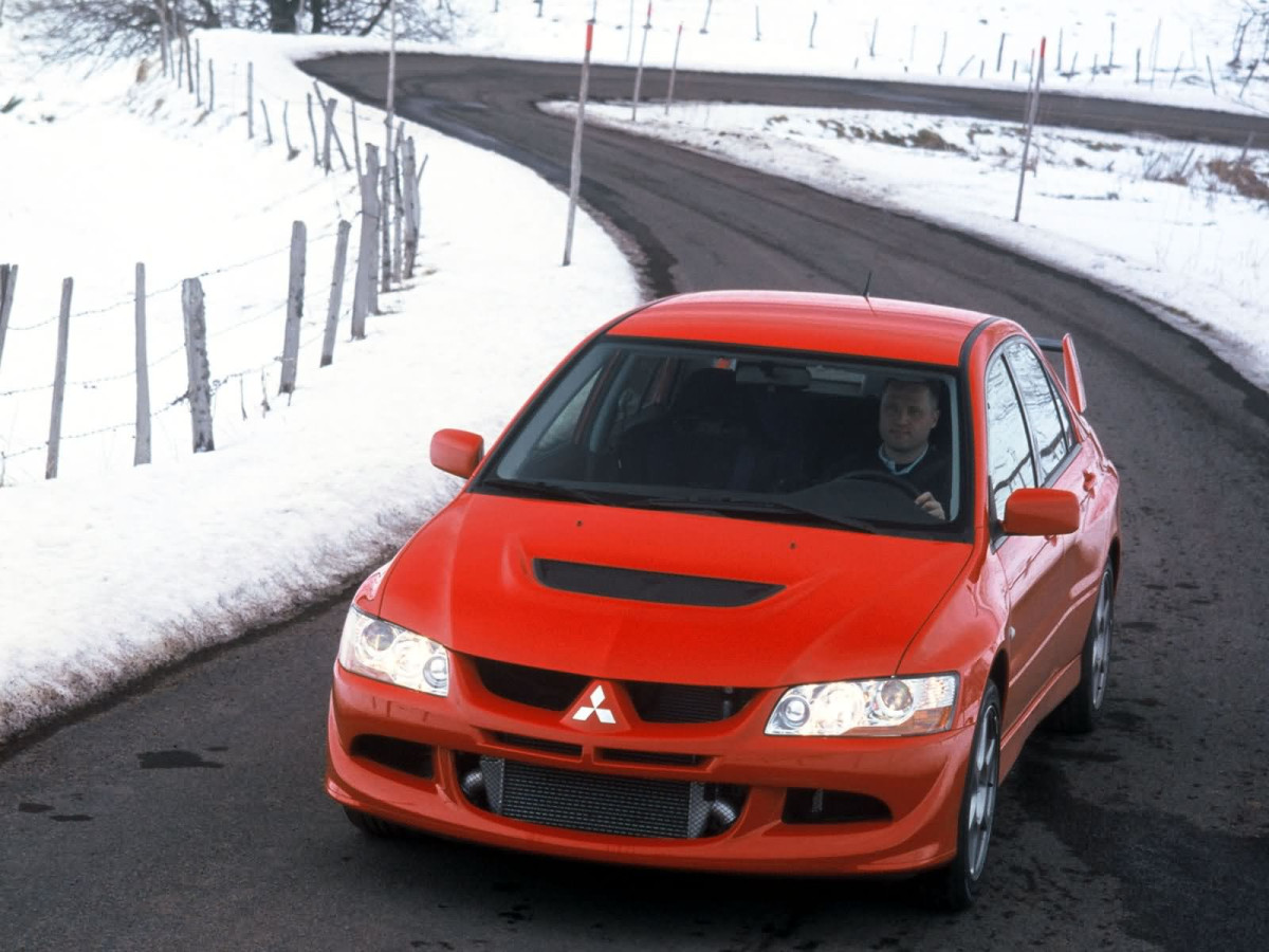 Mitsubishi Lancer Evolution фото 7115