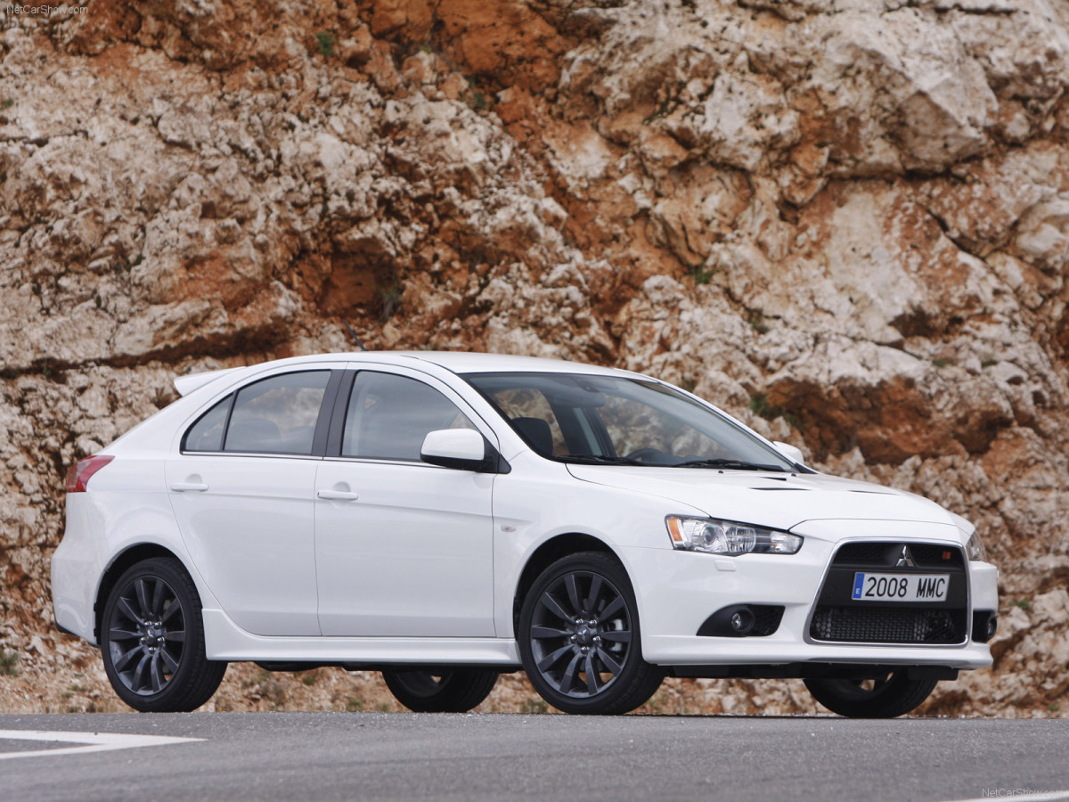 Mitsubishi Lancer Sportback Ralliart фото 59290