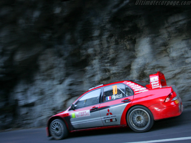 Mitsubishi Lancer WRC фото