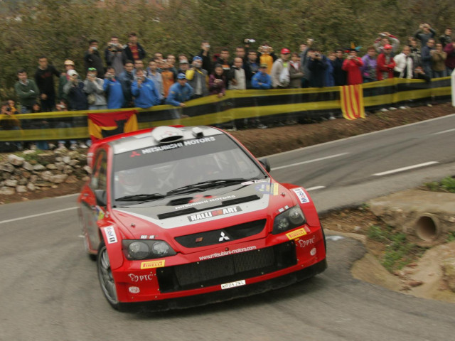 Mitsubishi Lancer WRC фото