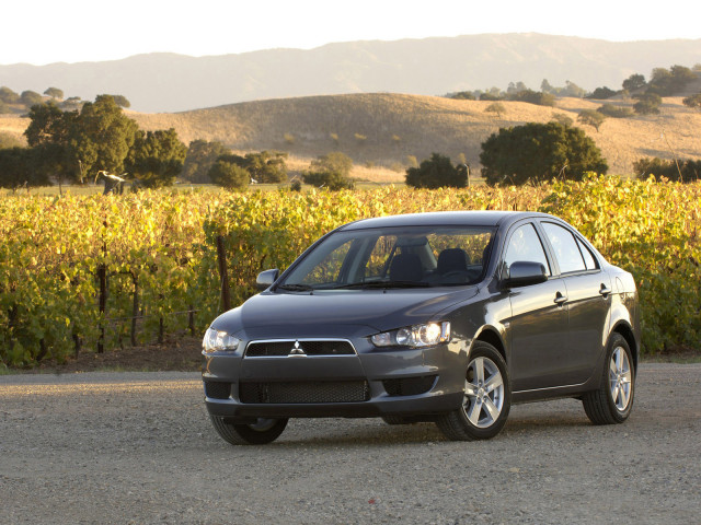 Mitsubishi Lancer X фото