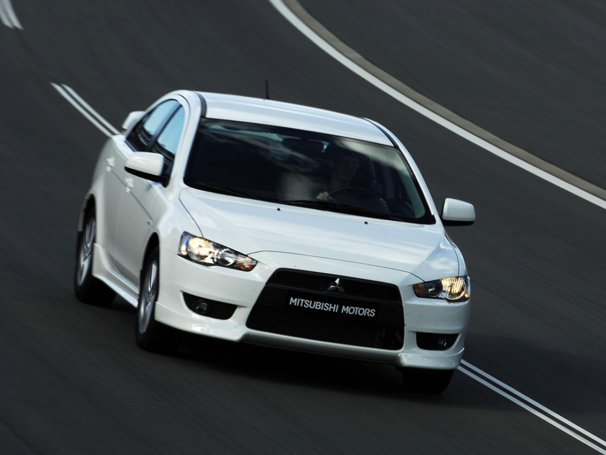 Mitsubishi Lancer X фото 46616