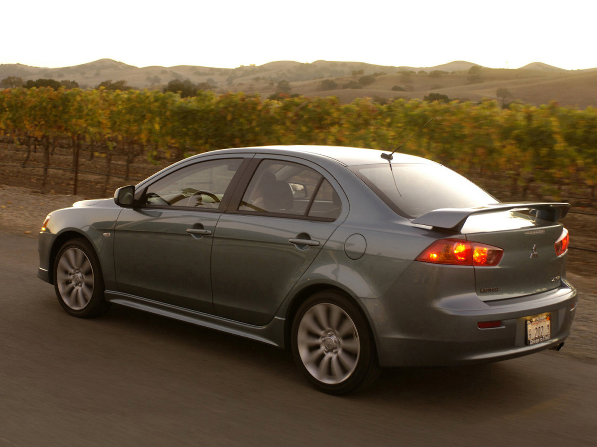 Mitsubishi Lancer X фото 46618