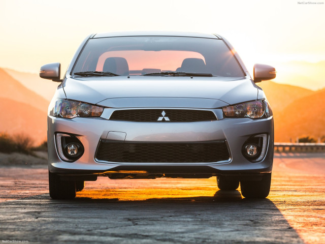 Mitsubishi Lancer фото