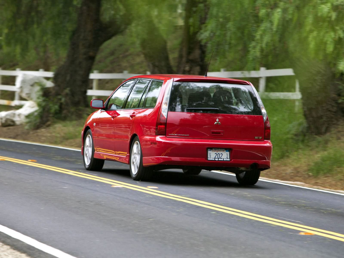 Mitsubishi Lancer фото 2274