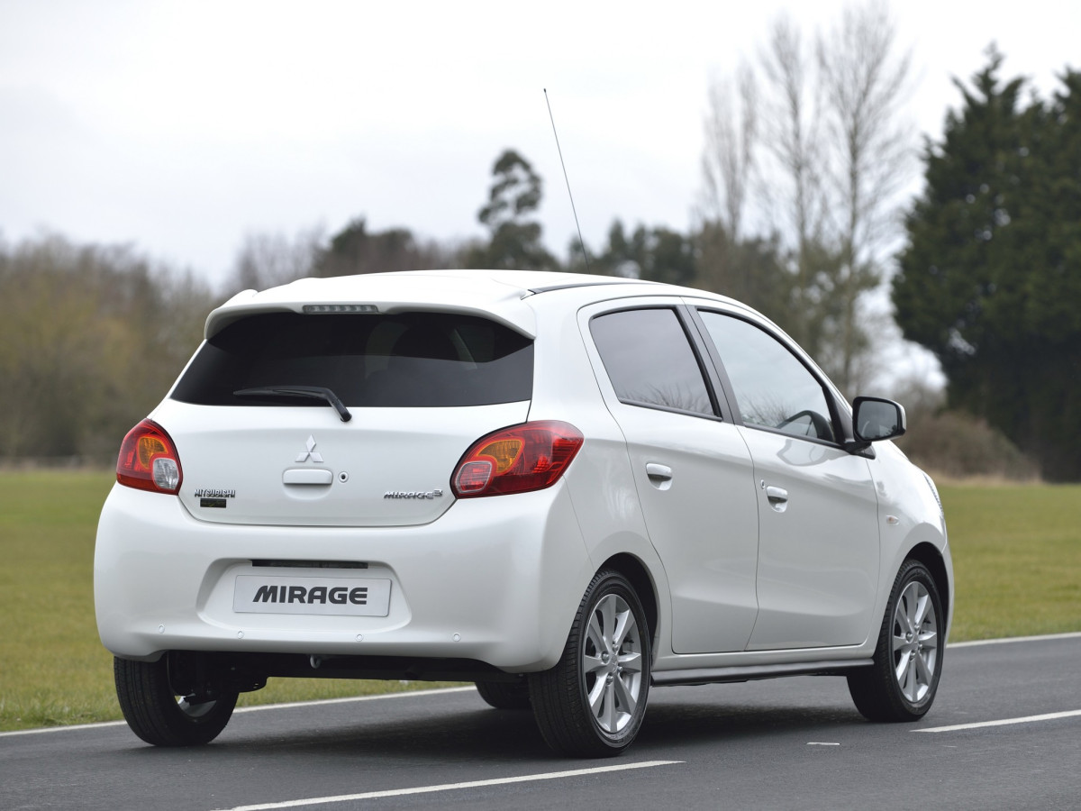 Mitsubishi Mirage фото 103531