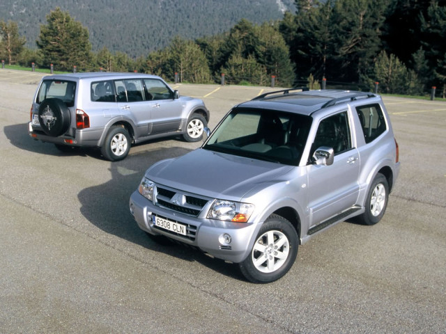 Mitsubishi Montero GLS 3-door фото