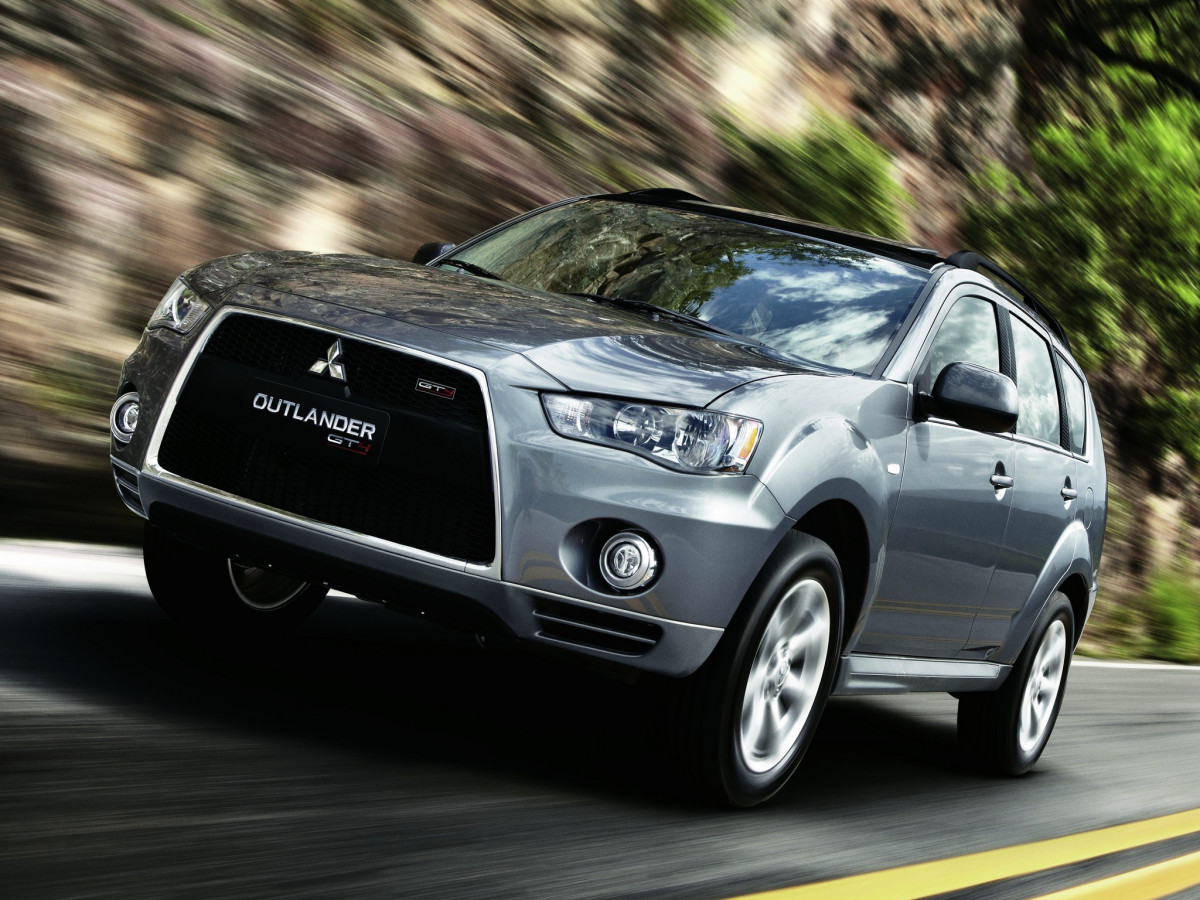 Mitsubishi Outlander GT фото 105436