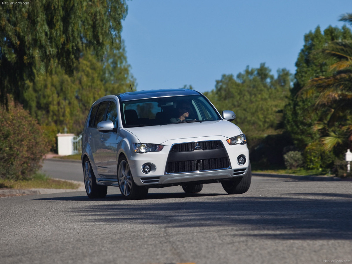 Mitsubishi Outlander GT фото 65245