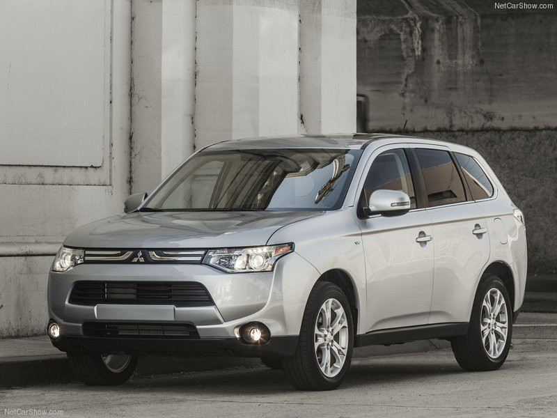 Mitsubishi Outlander фото 103893