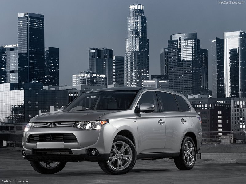 Mitsubishi Outlander фото 103894