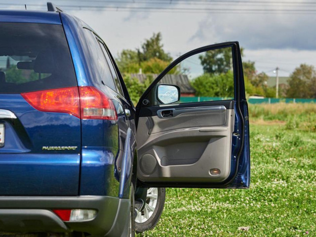 Mitsubishi Pajero Sport фото