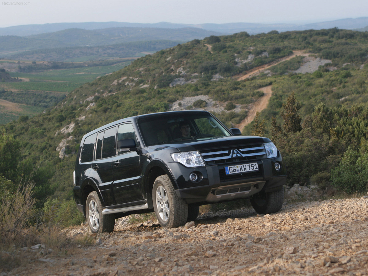 Mitsubishi Pajero фото 38794