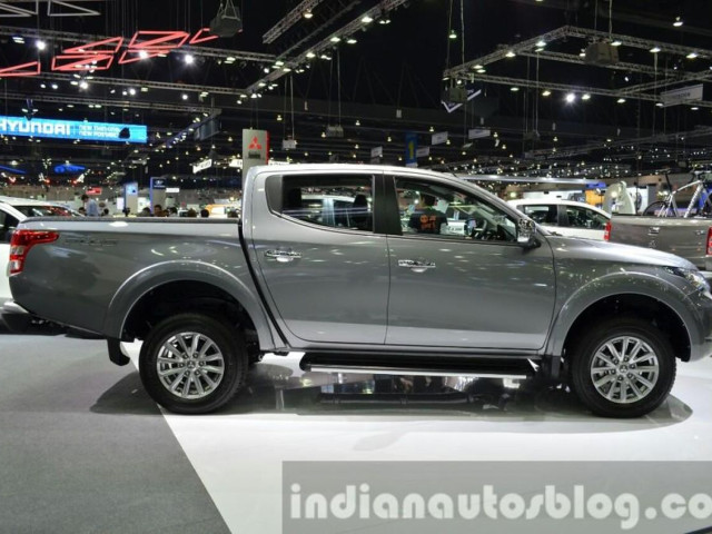 Mitsubishi Triton фото