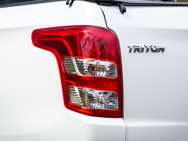 Mitsubishi Triton фото