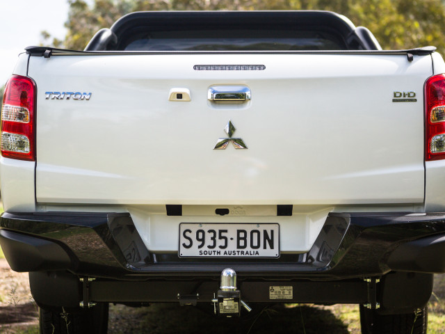 Mitsubishi Triton фото